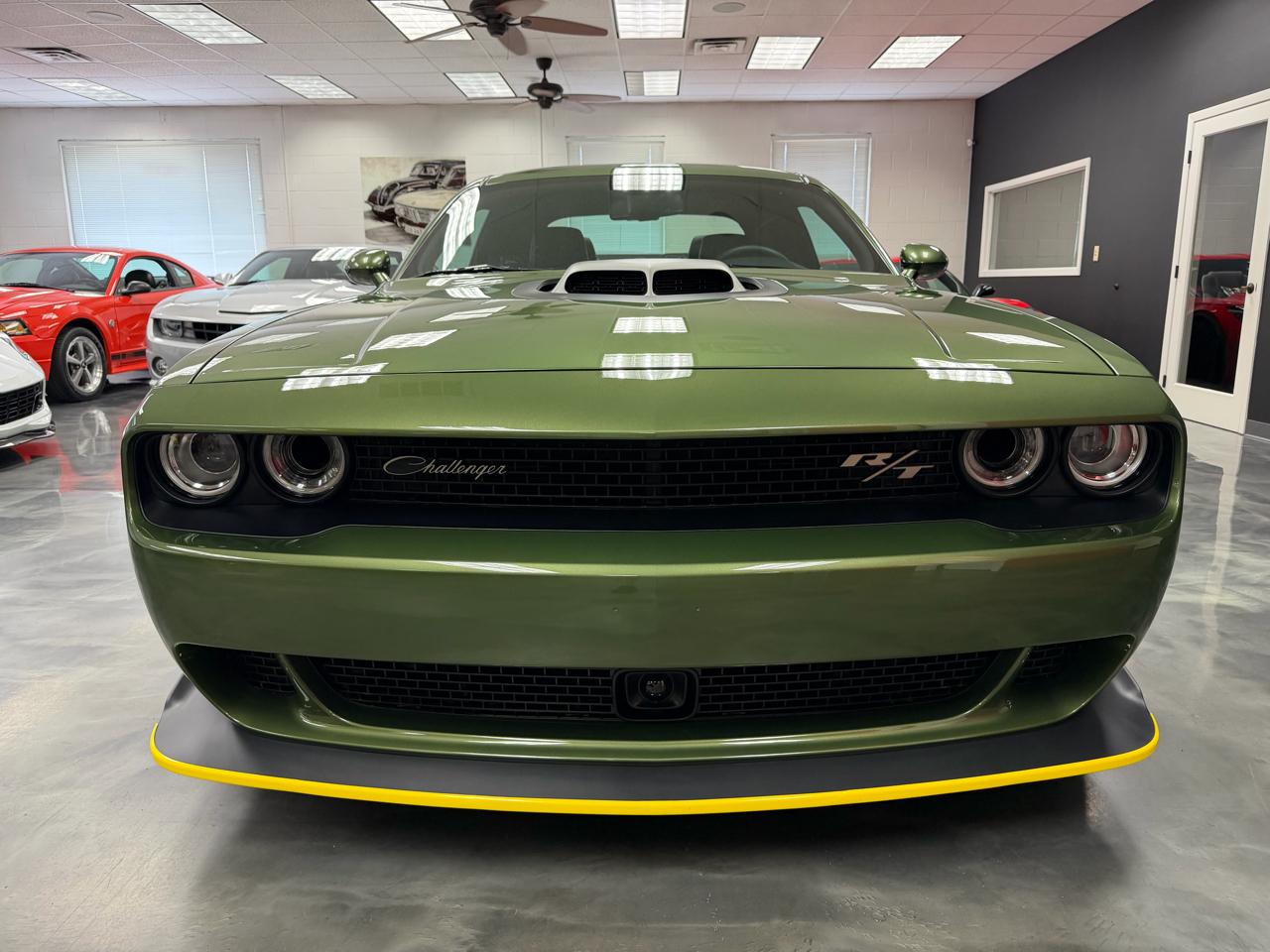 Dodge Challenger  2023