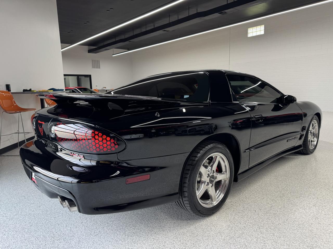 Pontiac Firebird Trans Am 2001