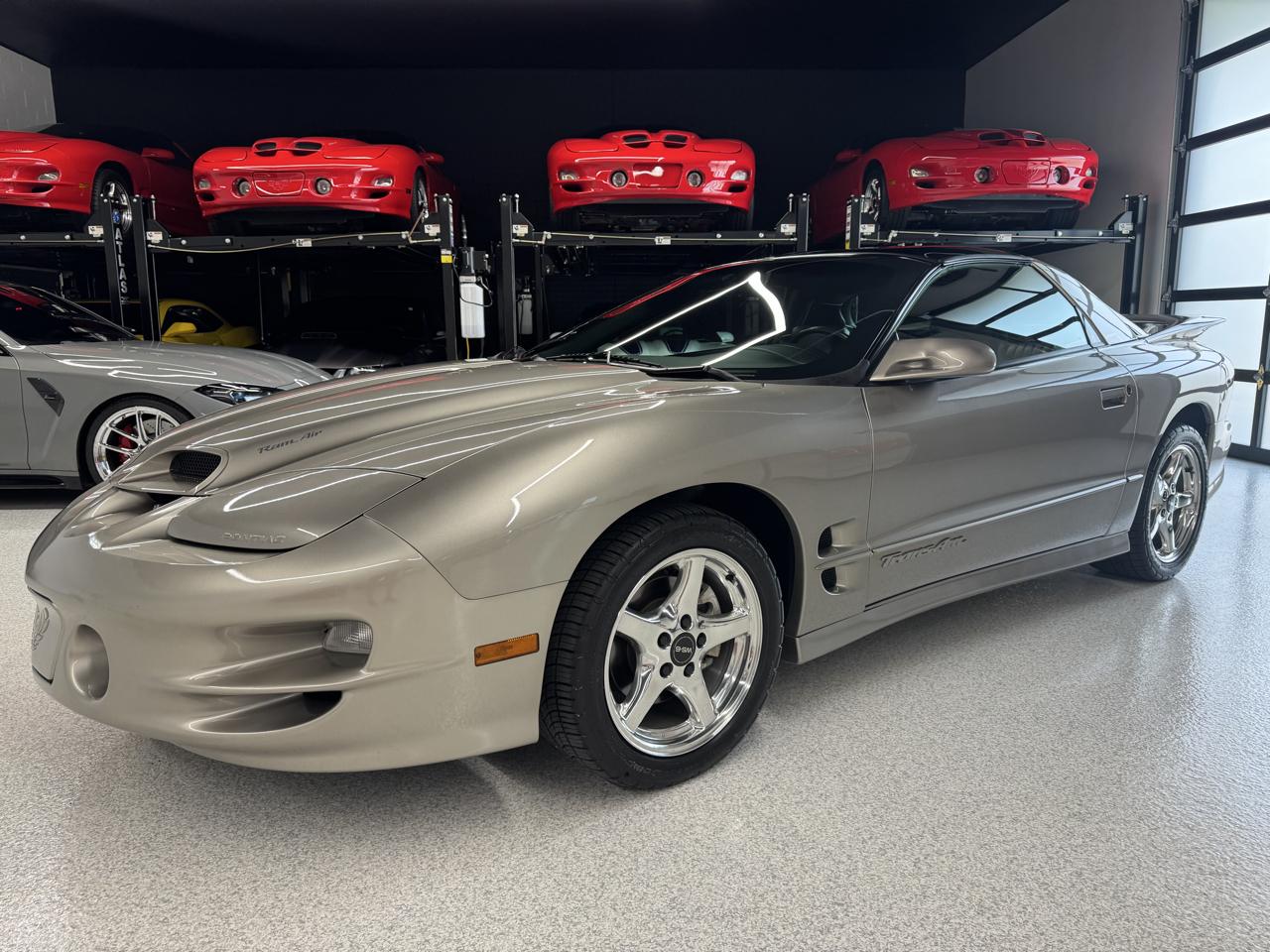Pontiac Firebird Trans Am WS6 2000