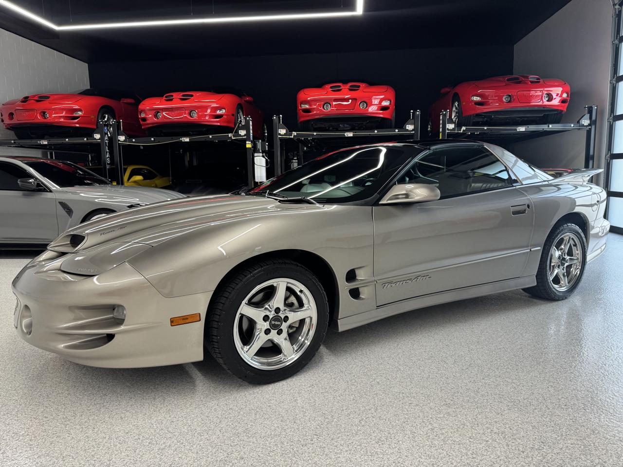 Pontiac Firebird Trans Am WS6 2000