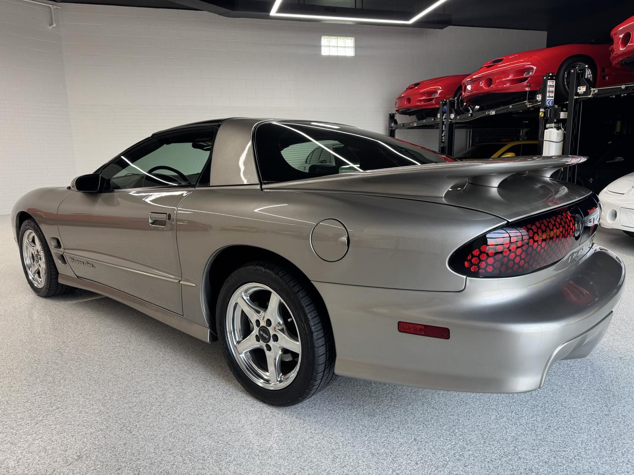 Pontiac Firebird Trans Am WS6 2000