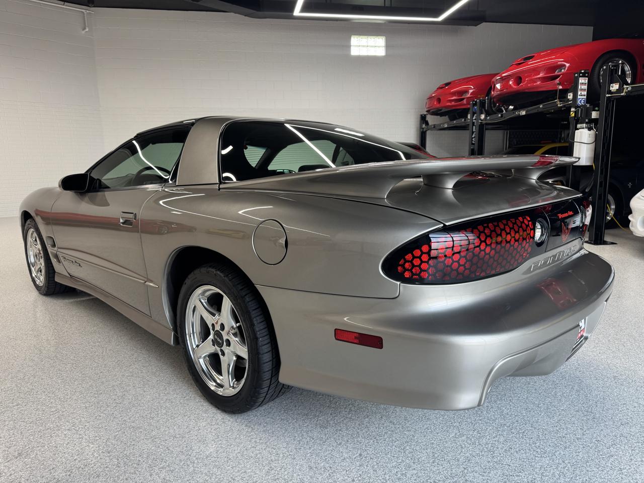 Pontiac Firebird Trans Am WS6 2000