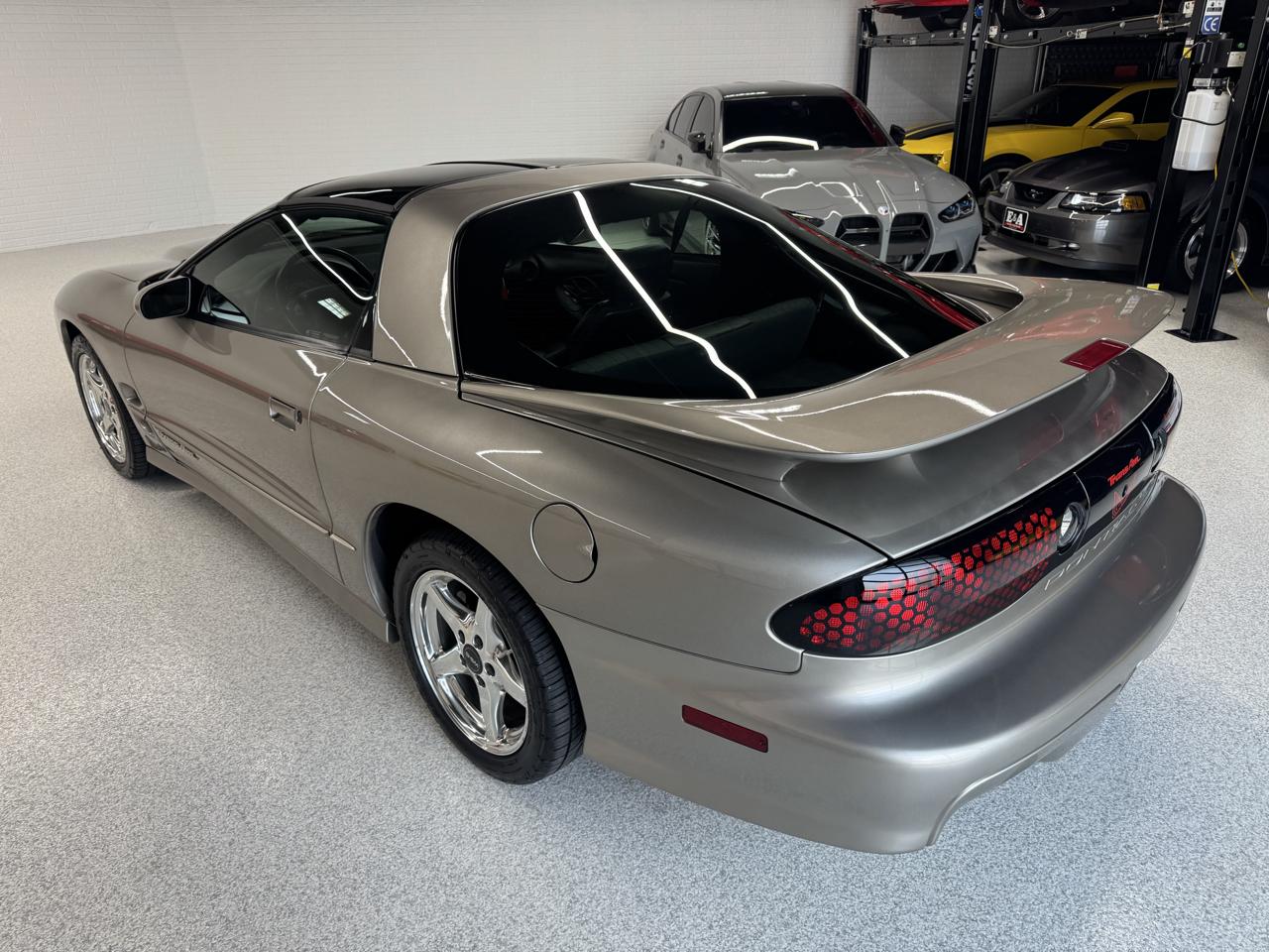 Pontiac Firebird Trans Am WS6 2000