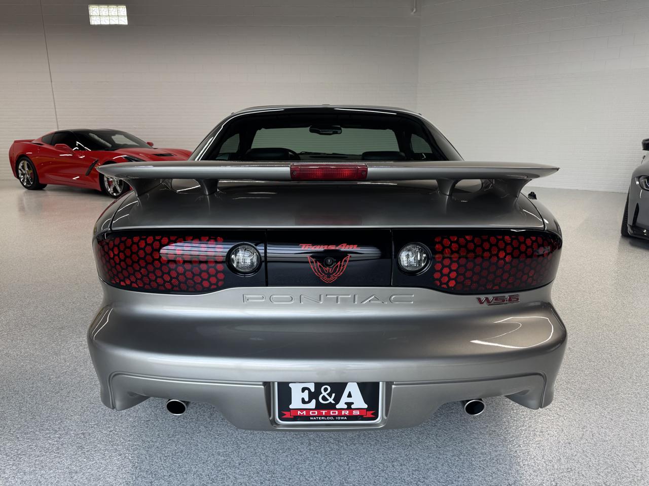 Pontiac Firebird Trans Am WS6 2000