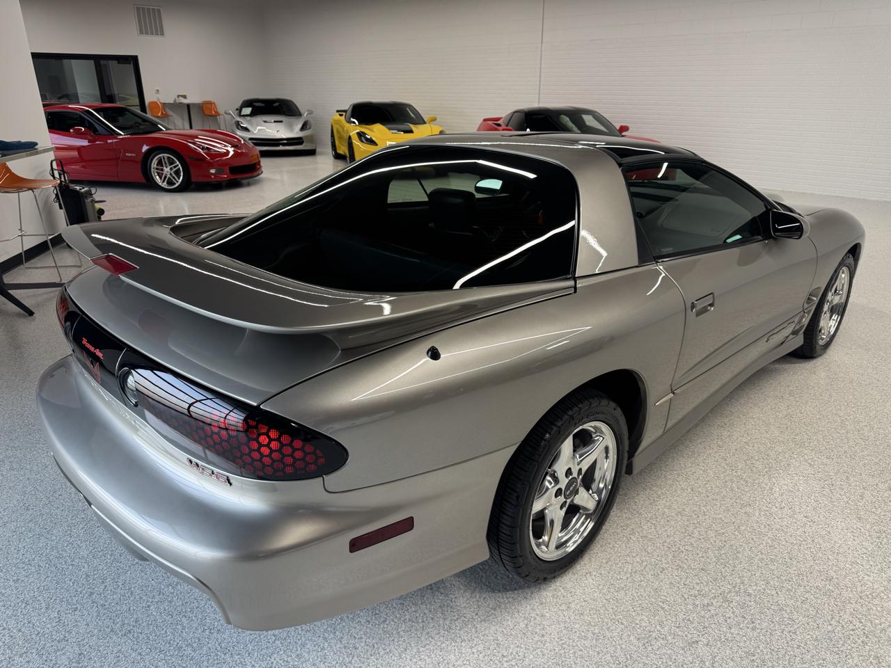 Pontiac Firebird Trans Am WS6 2000