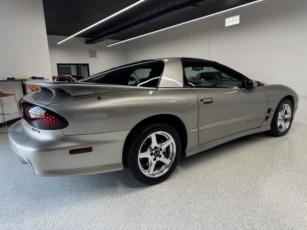 Pontiac Firebird Trans Am WS6 2000