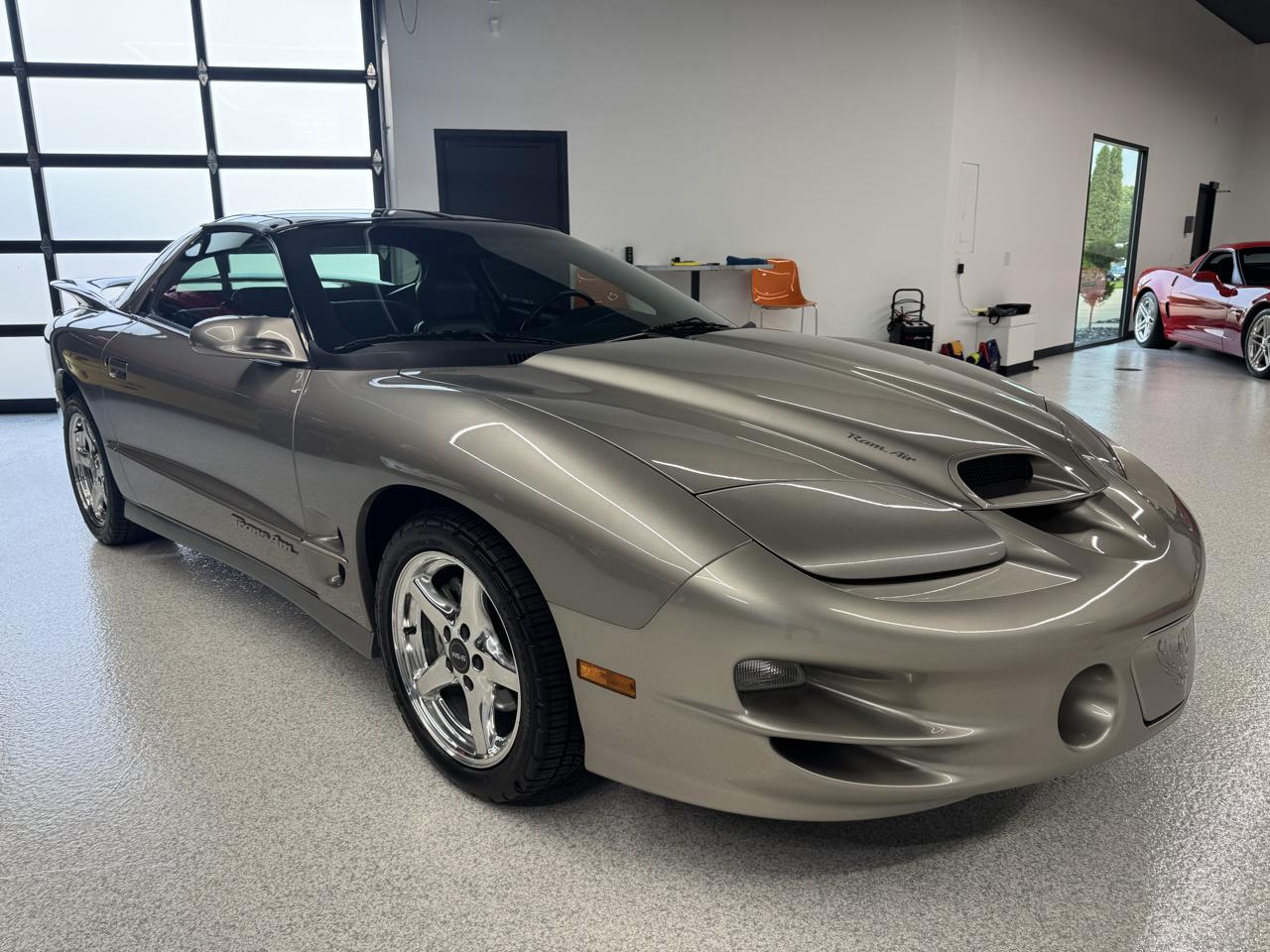 Pontiac Firebird Trans Am WS6 2000