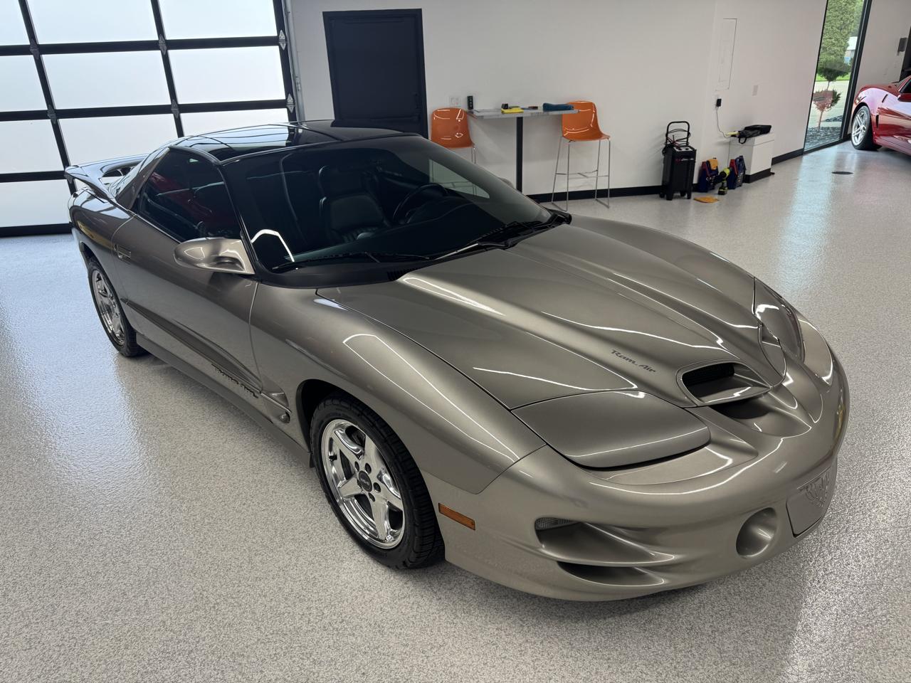 Pontiac Firebird Trans Am WS6 2000