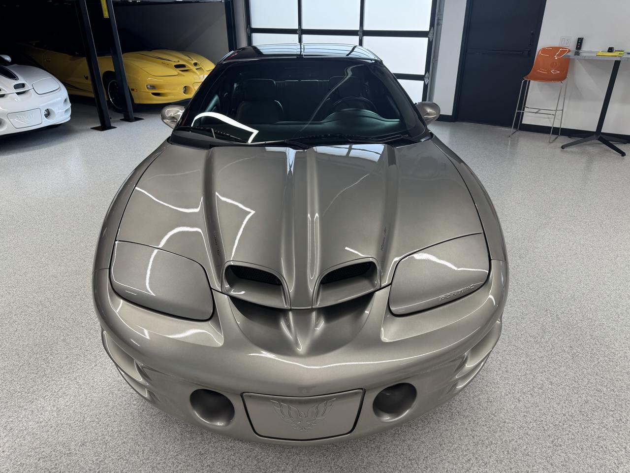 Pontiac Firebird Trans Am WS6 2000