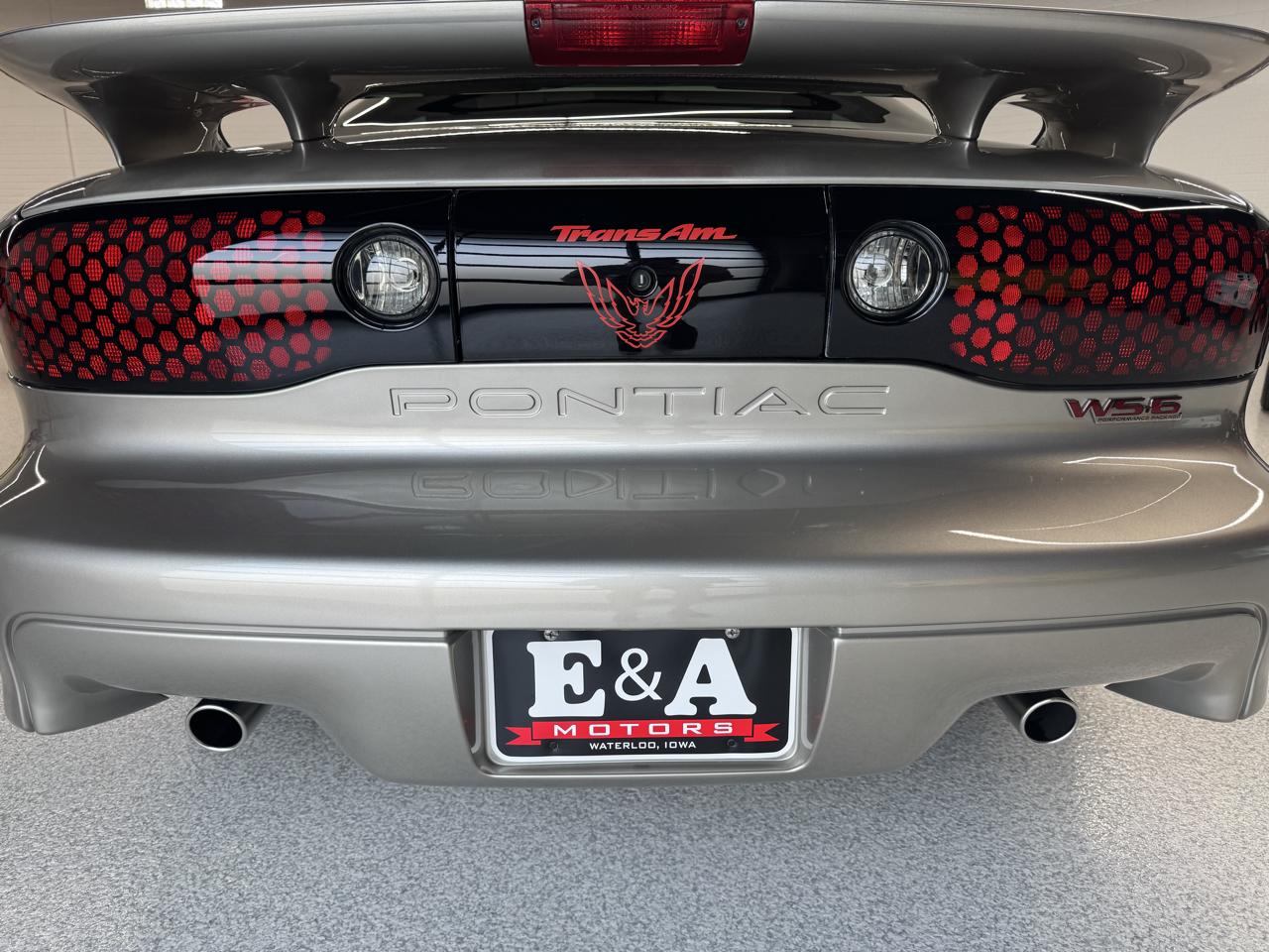 Pontiac Firebird Trans Am WS6 2000