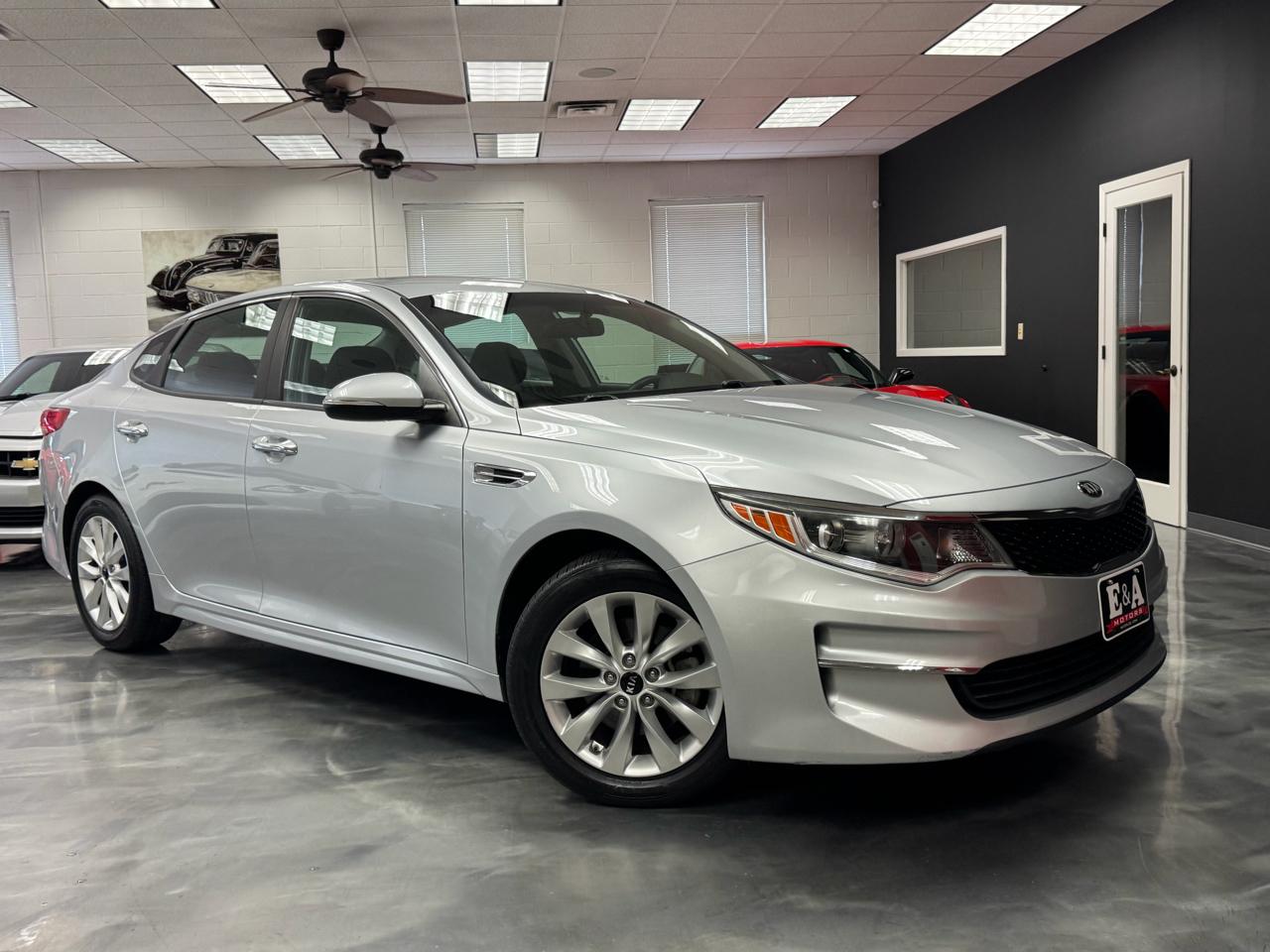 Kia Optima LX Auto 2017