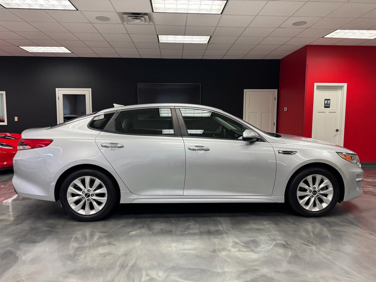 Kia Optima LX Auto 2017