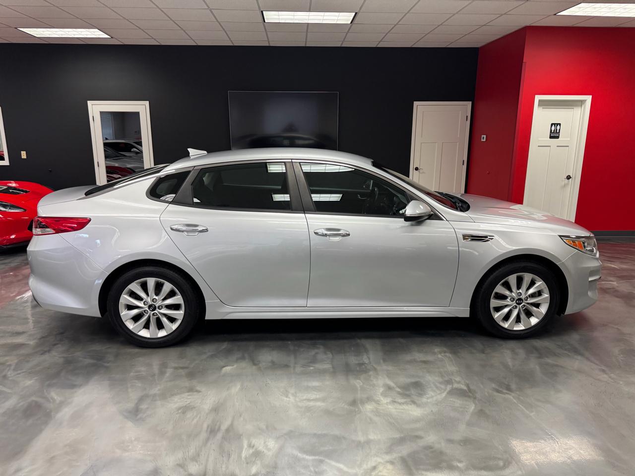 Kia Optima LX Auto 2017