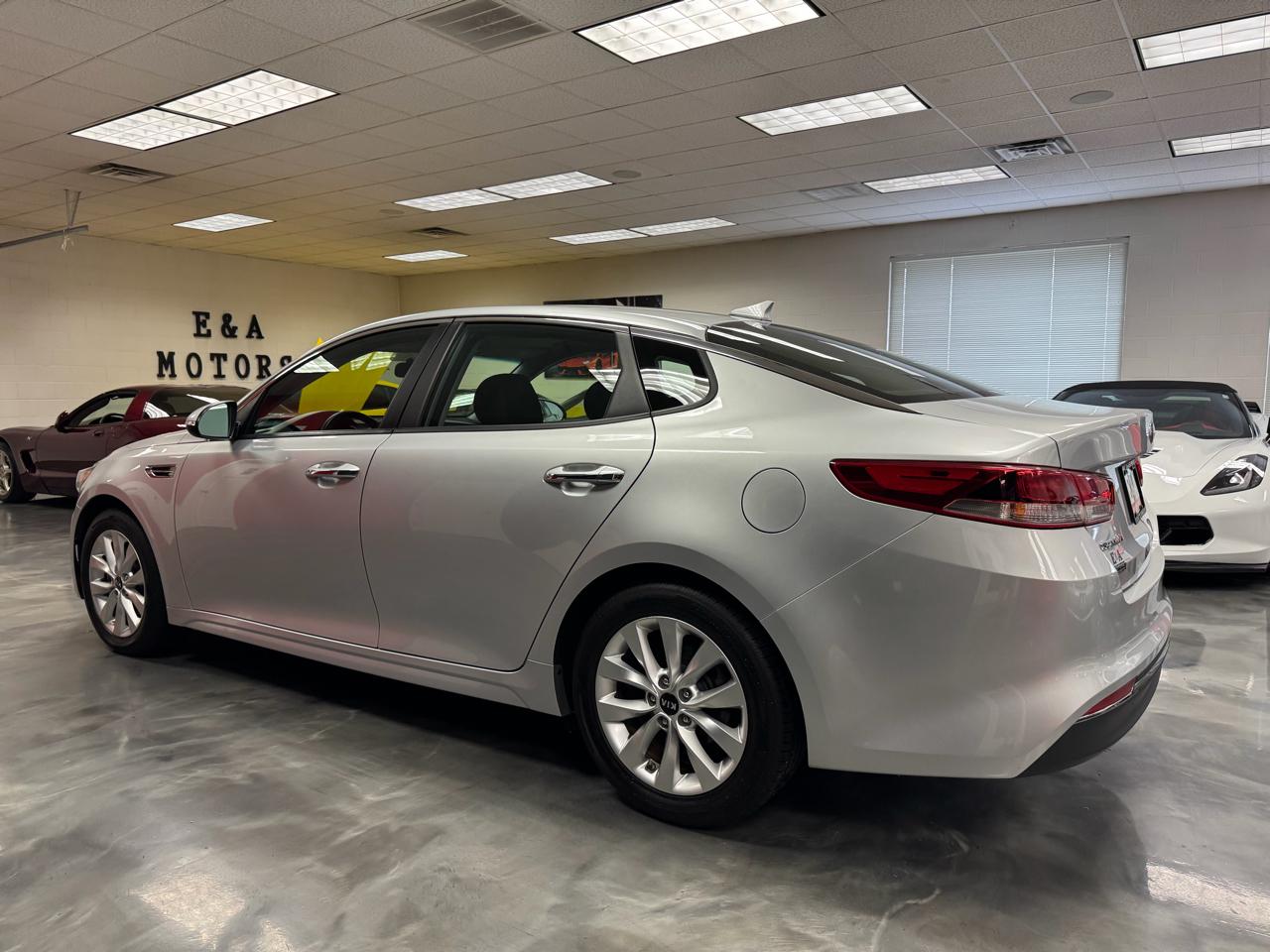 Kia Optima LX Auto 2017