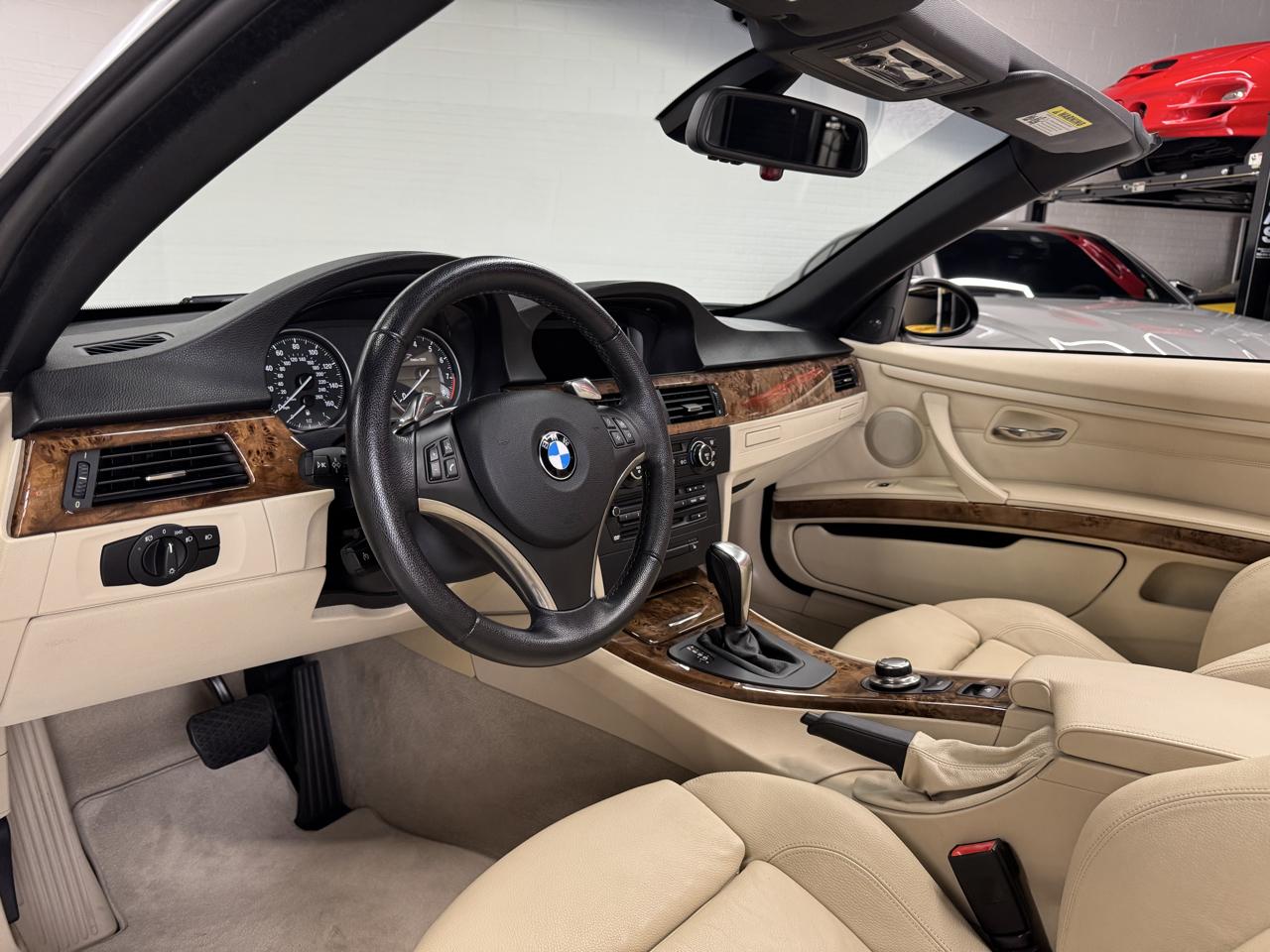BMW 3 Series  2007