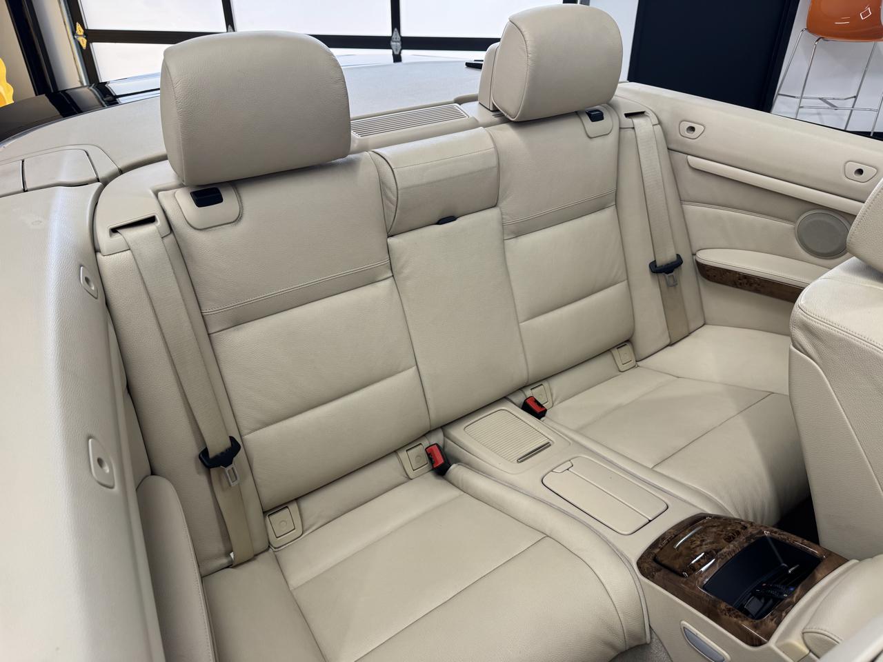 BMW 3 Series  2007