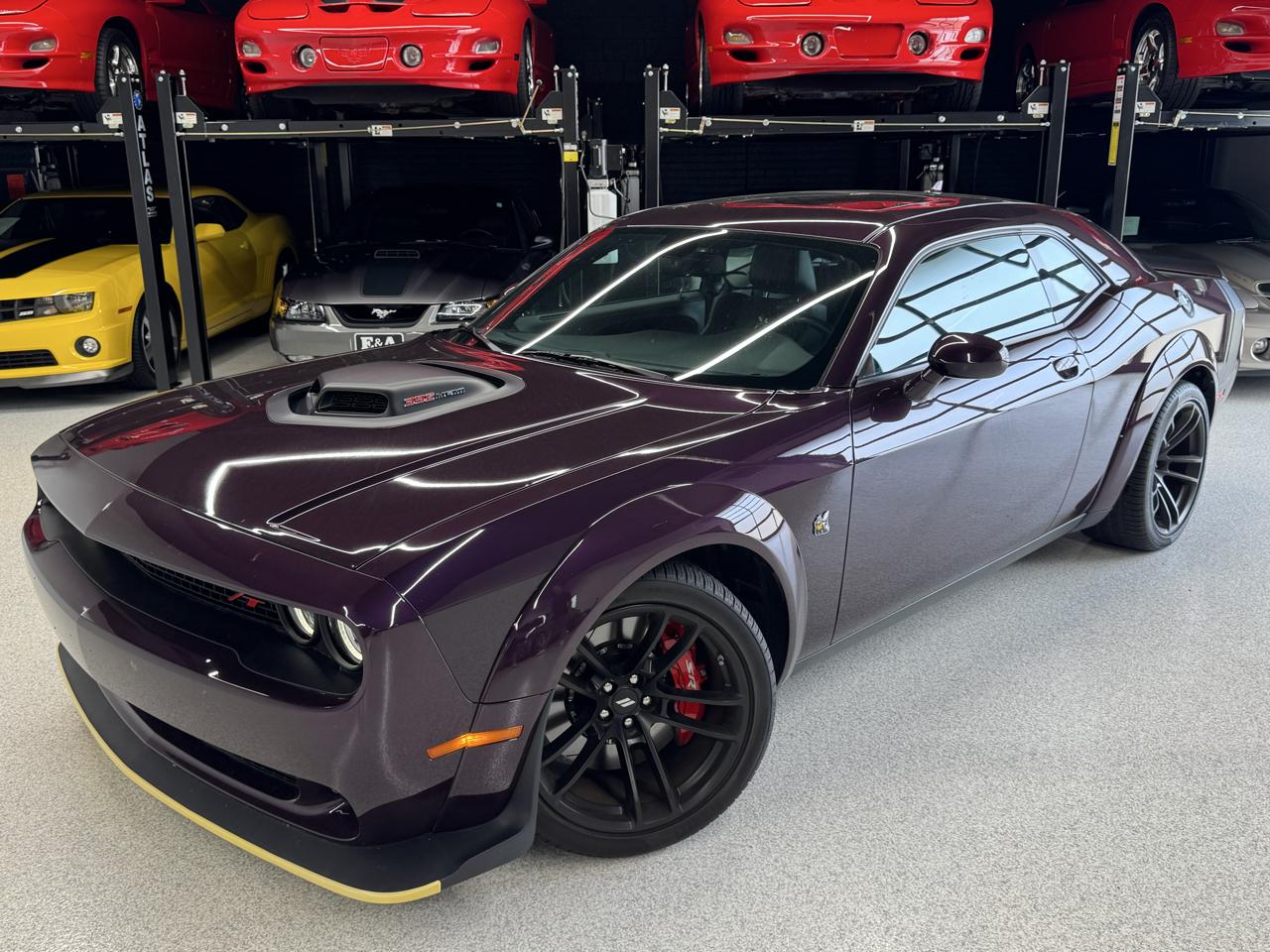 Dodge Challenger R/T Scat Pack Widebody RWD 2021