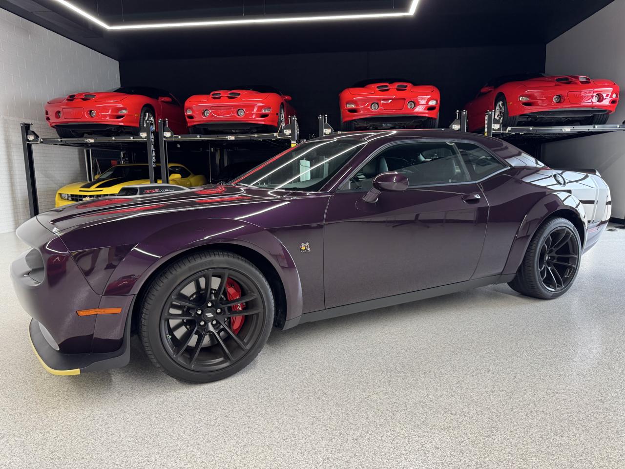Dodge Challenger R/T Scat Pack Widebody RWD 2021