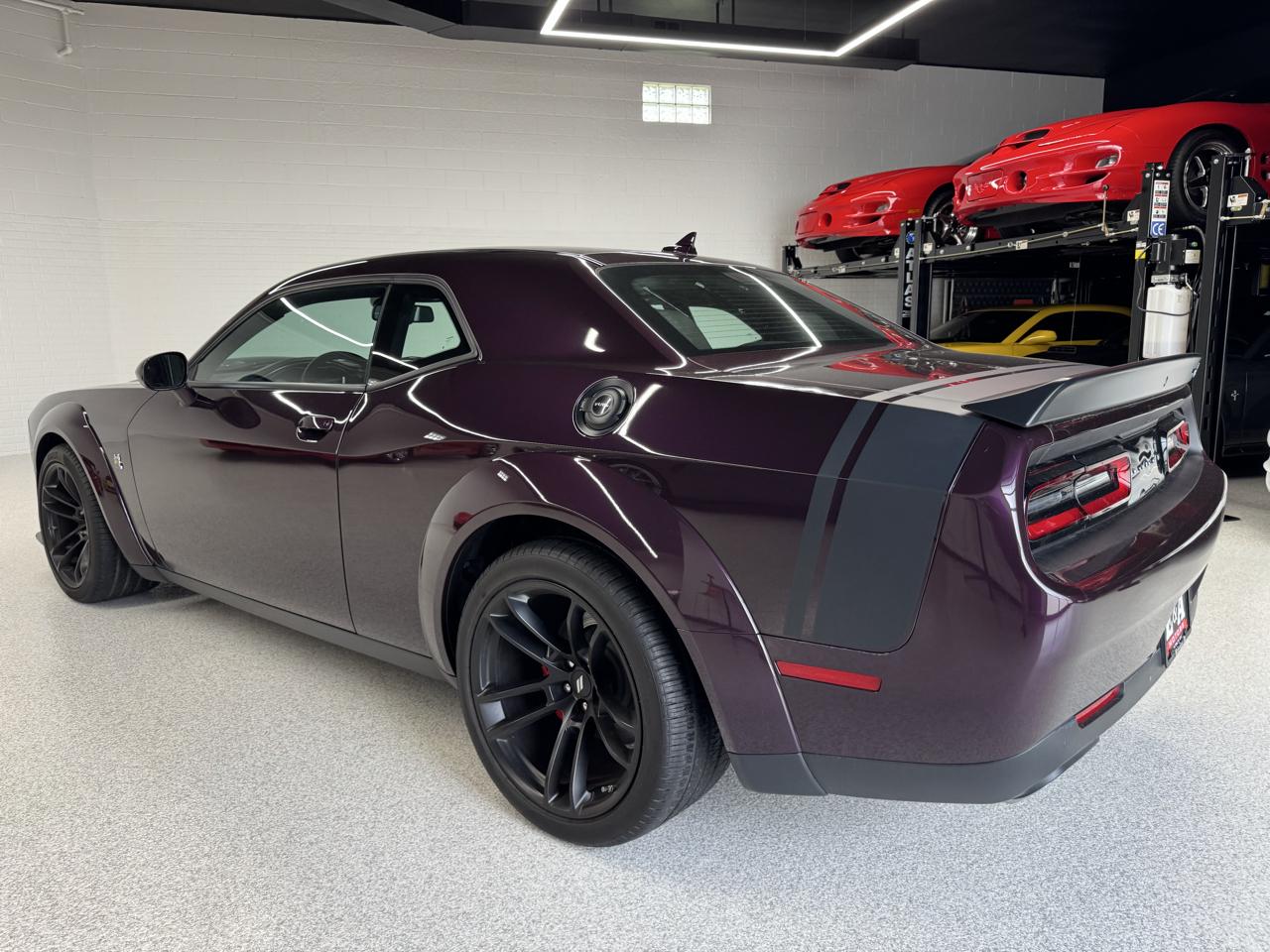 Dodge Challenger R/T Scat Pack Widebody RWD 2021