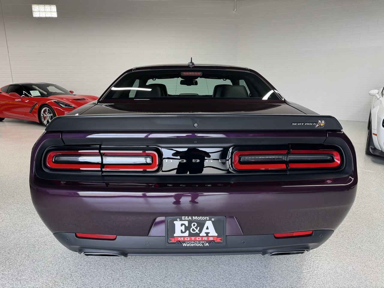 Dodge Challenger  2021