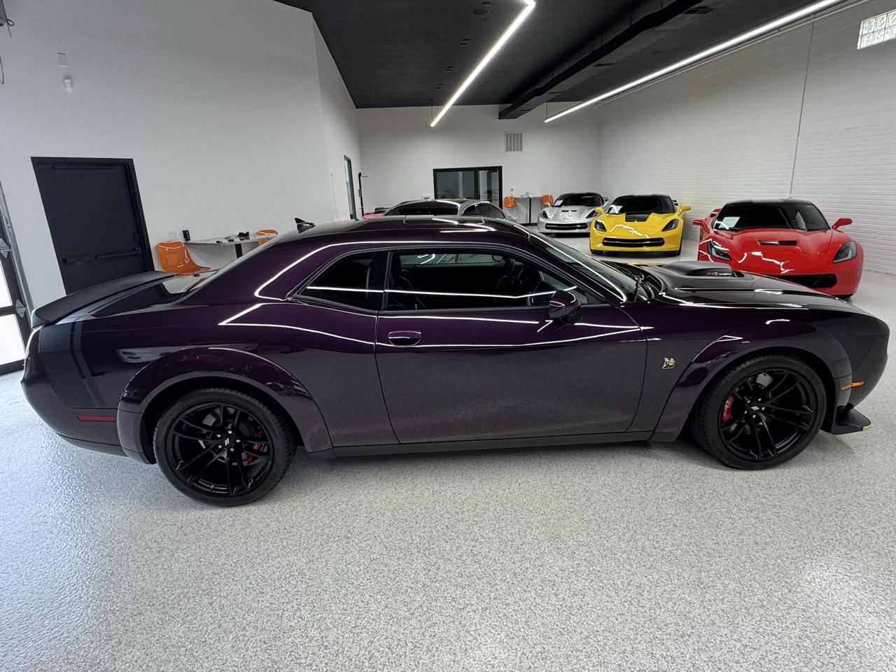 Dodge Challenger  2021