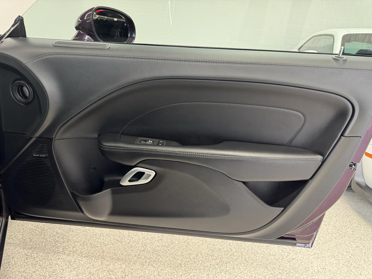 Dodge Challenger  2021