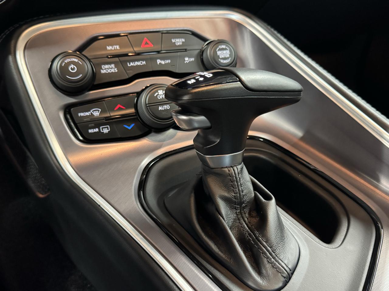 Dodge Challenger  2021