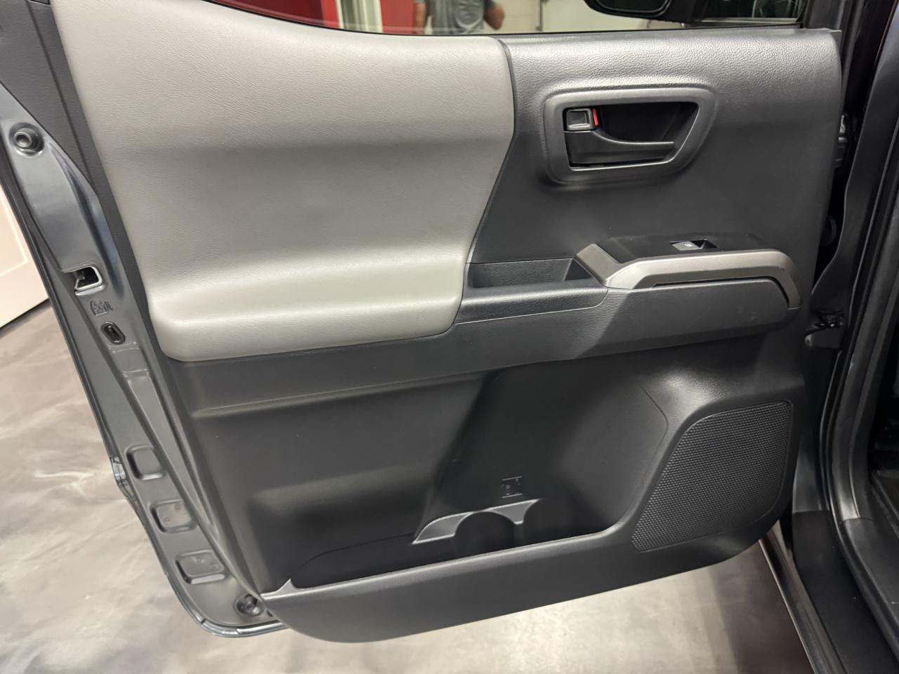 Toyota Tacoma 4WD  2022