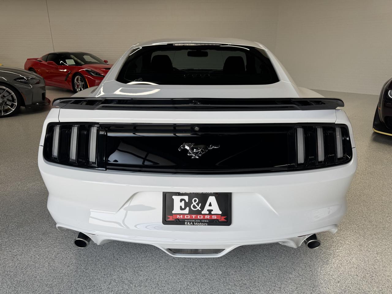 Ford Mustang 2dr Fastback EcoBoost 2016