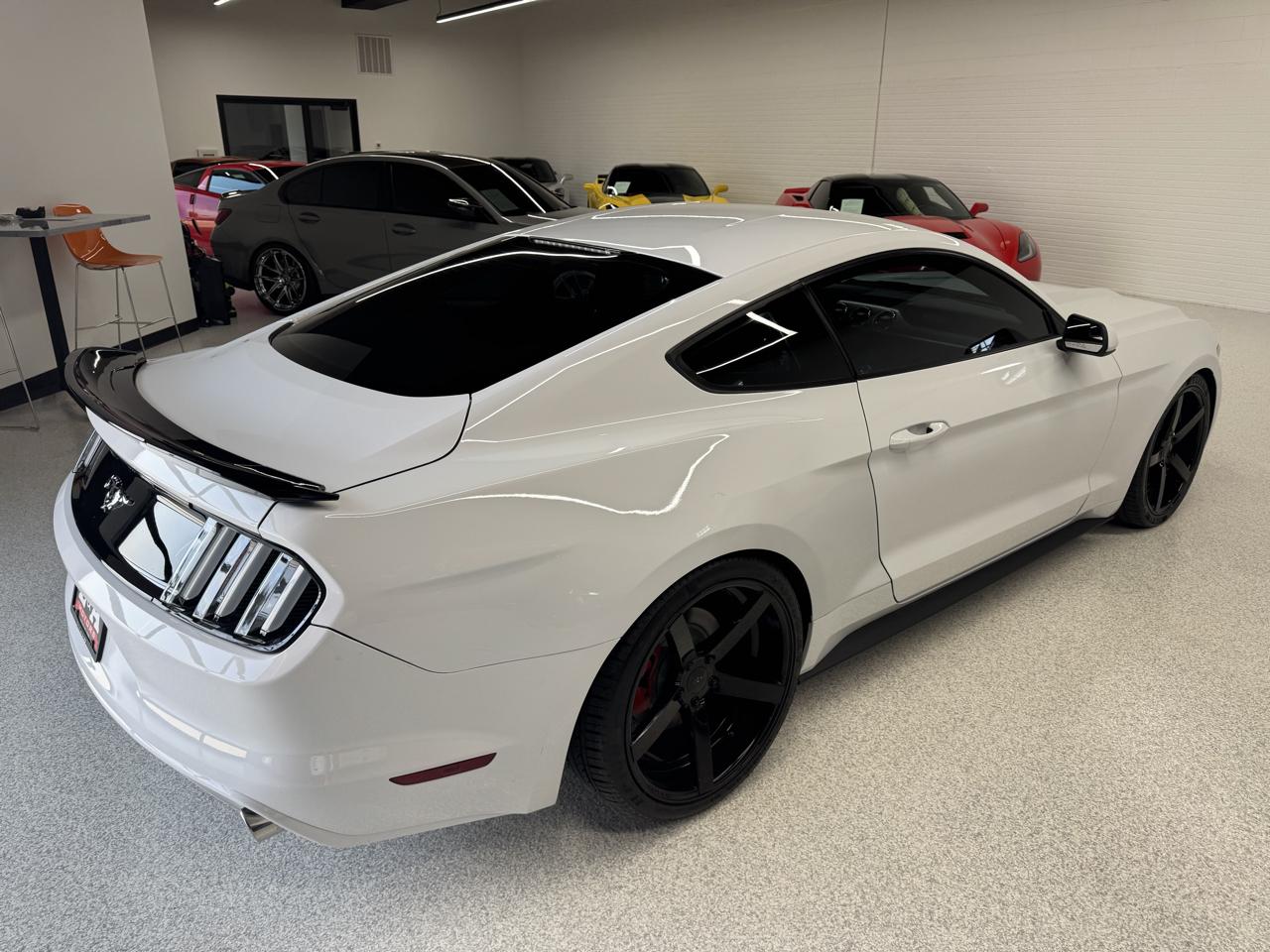 Ford Mustang 2dr Fastback EcoBoost 2016