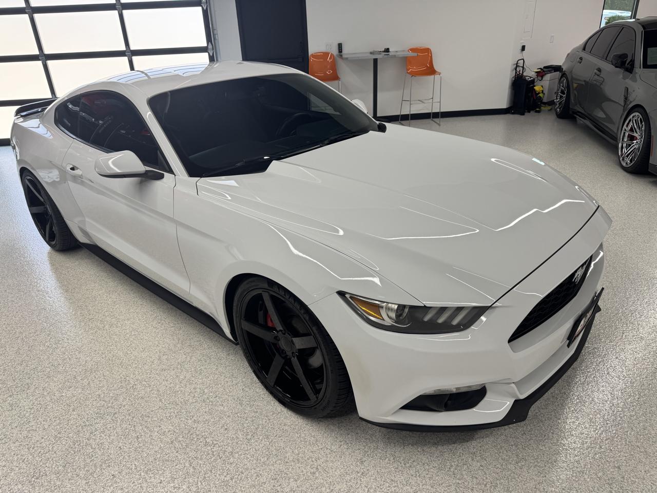 Ford Mustang 2dr Fastback EcoBoost 2016