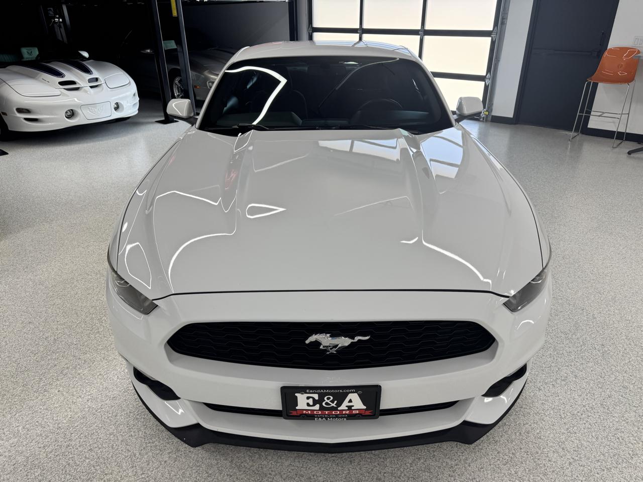 Ford Mustang 2dr Fastback EcoBoost 2016