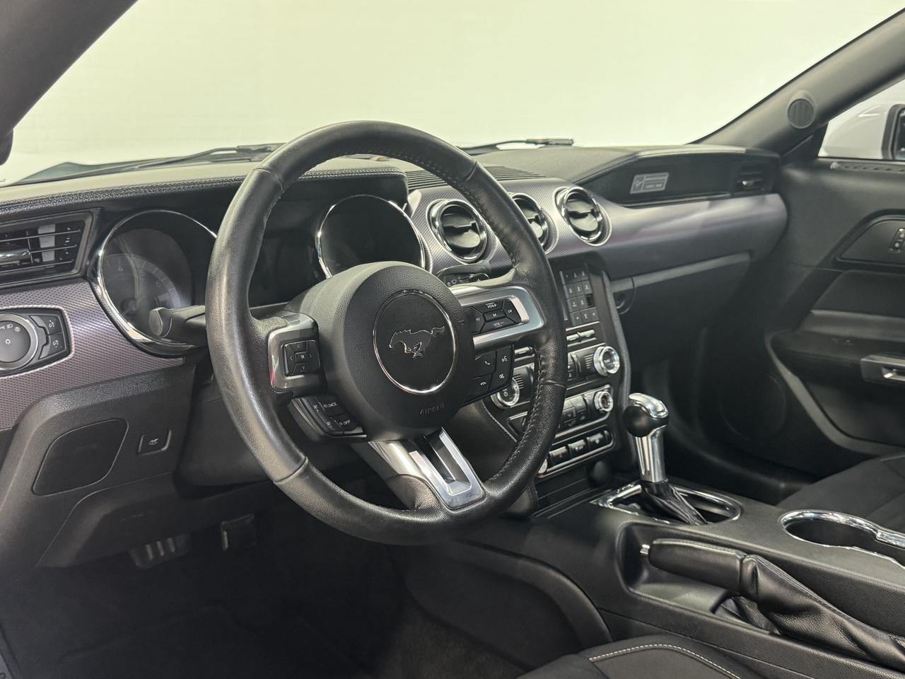 Ford Mustang 2dr Fastback EcoBoost 2016