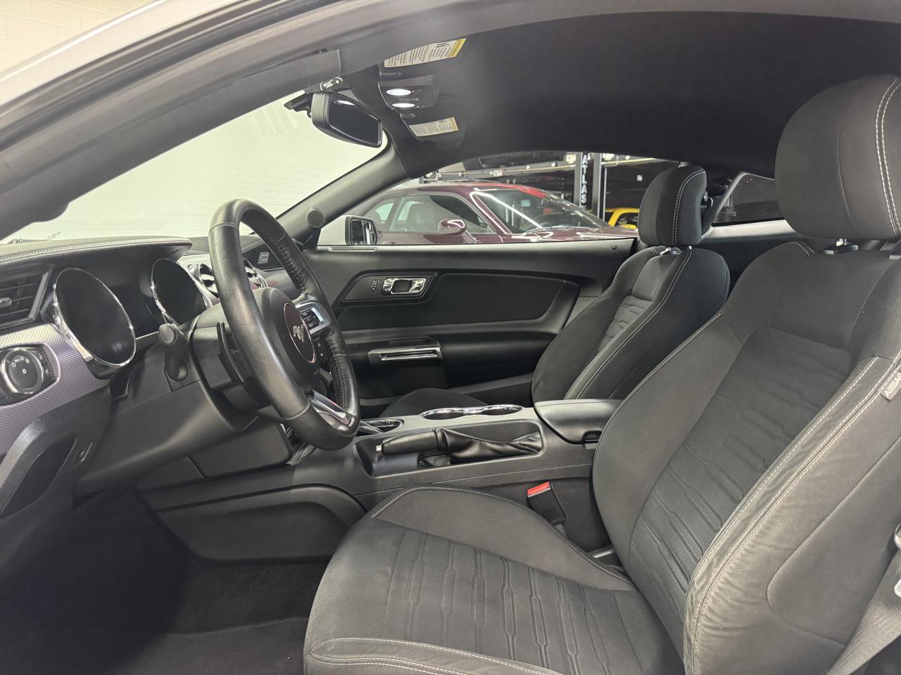 Ford Mustang 2dr Fastback EcoBoost 2016