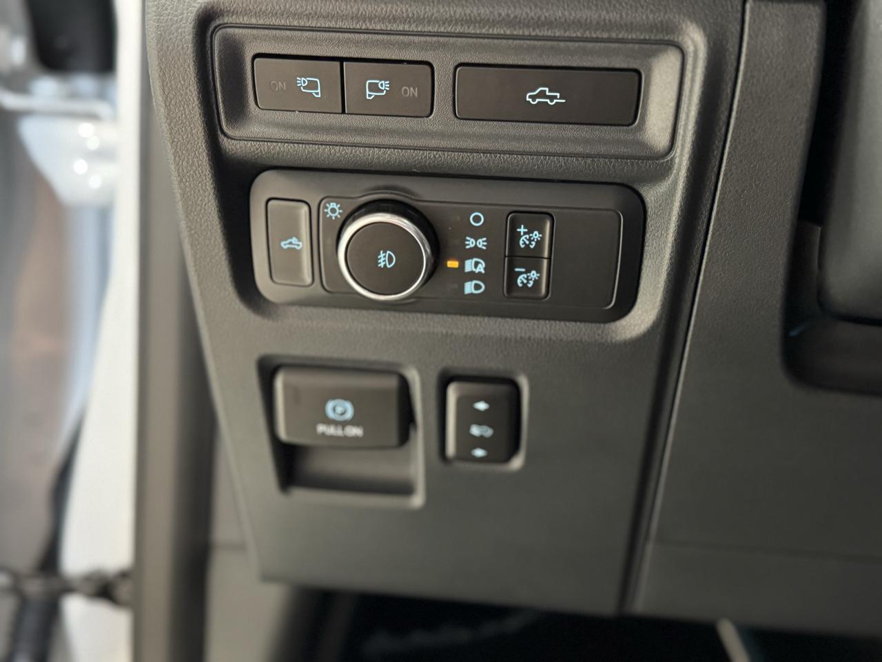 Ford F-150  2023
