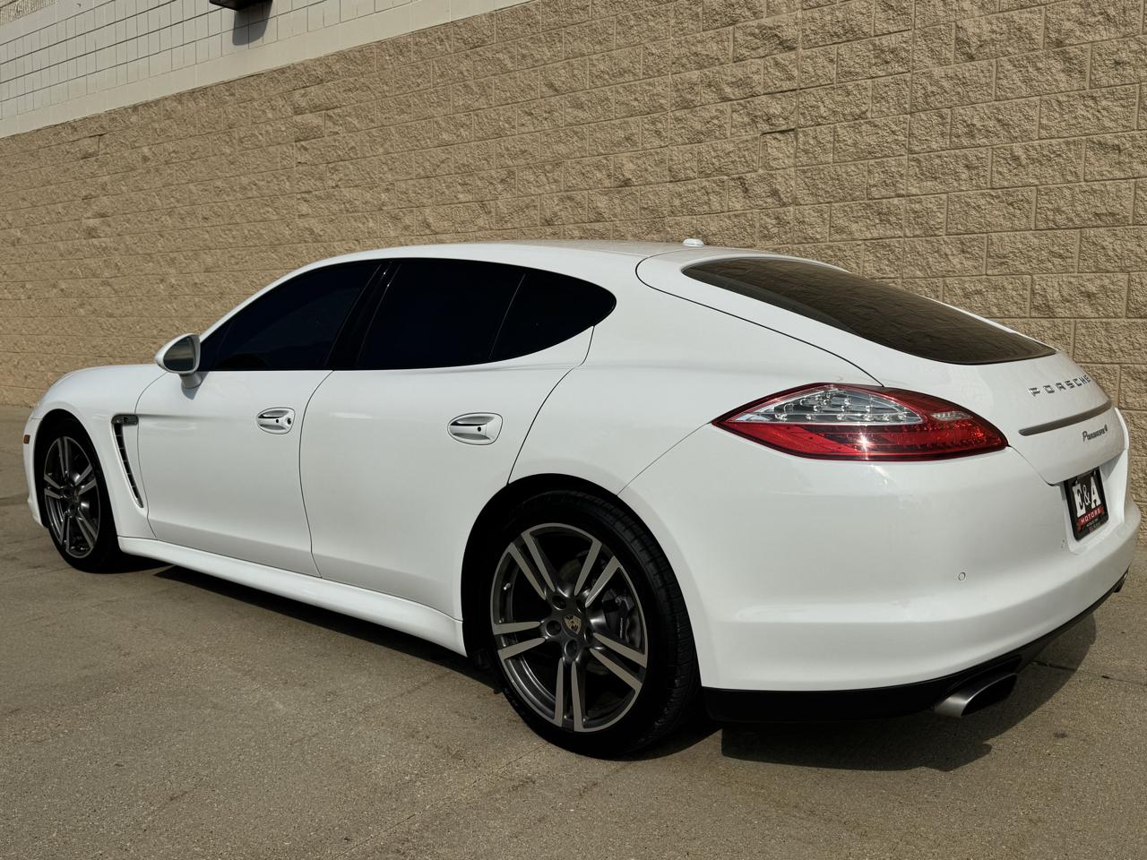 Porsche Panamera 4dr HB 4 2013