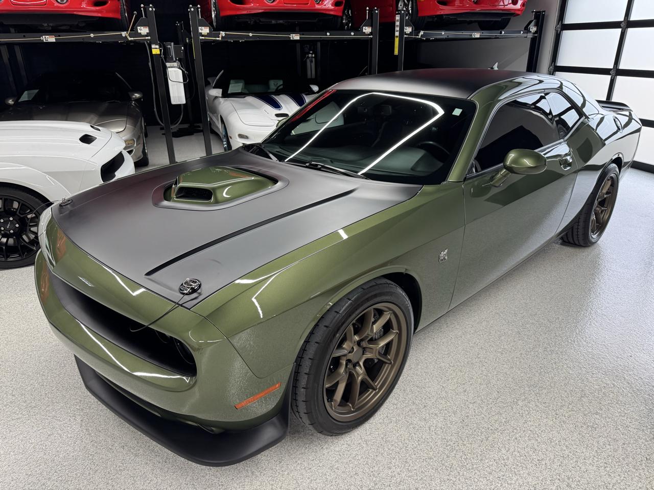 Dodge Challenger  2020