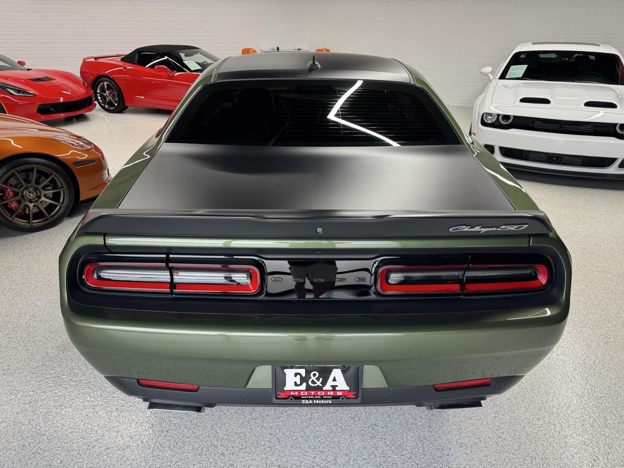 Dodge Challenger  2020