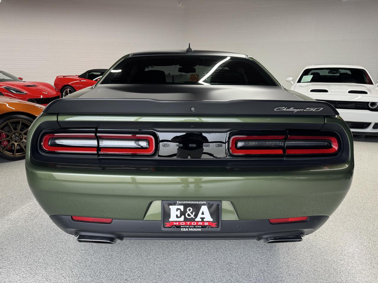 Dodge Challenger  2020