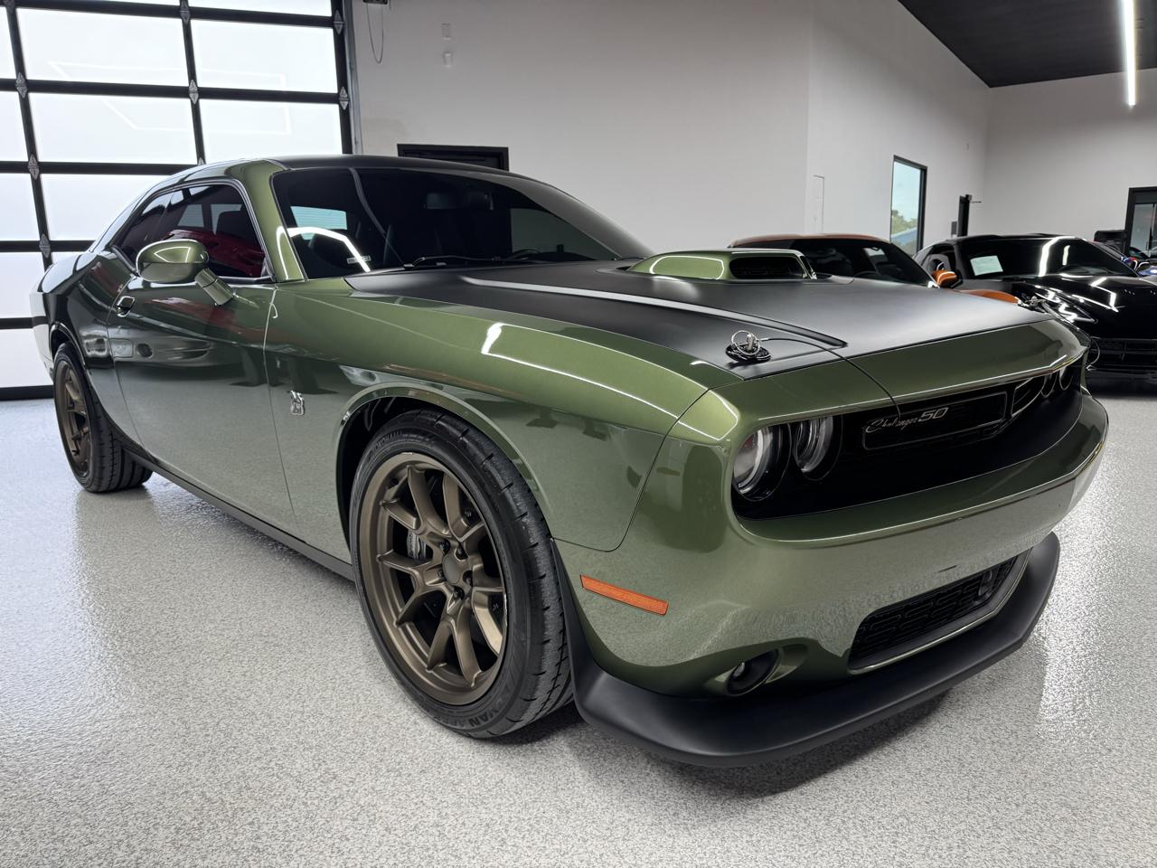 Dodge Challenger  2020