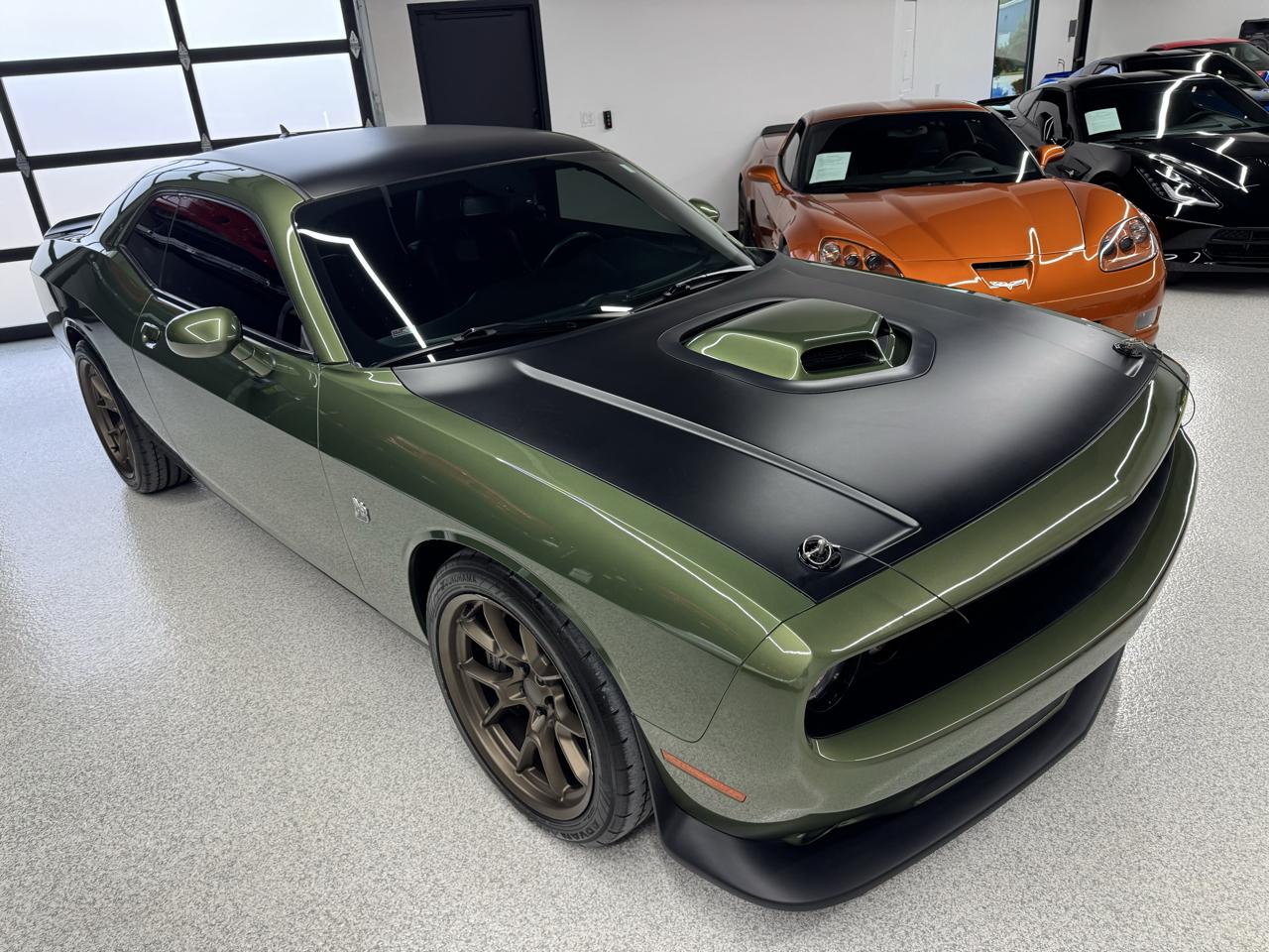 Dodge Challenger  2020