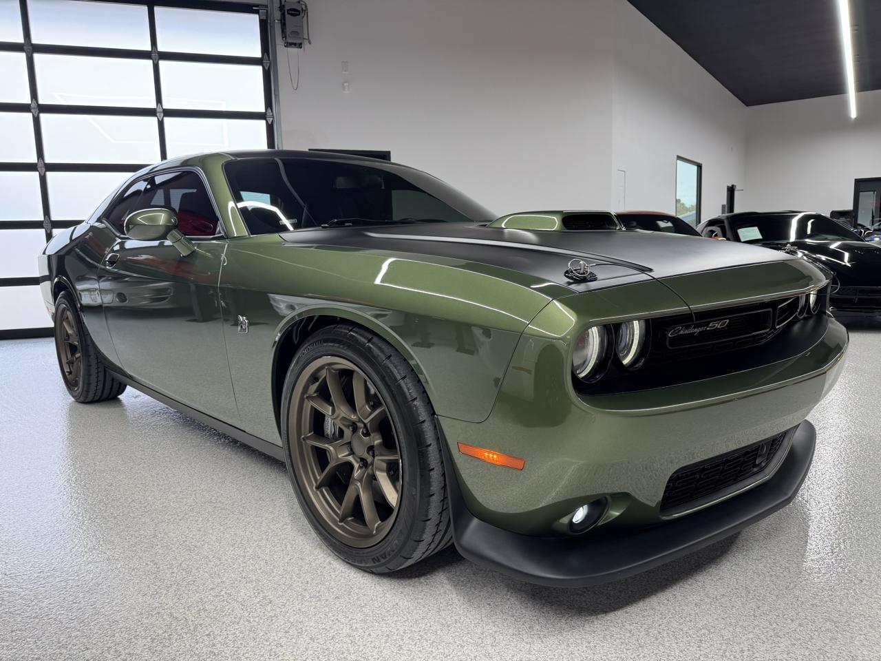 Dodge Challenger  2020