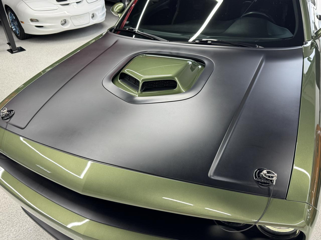 Dodge Challenger  2020
