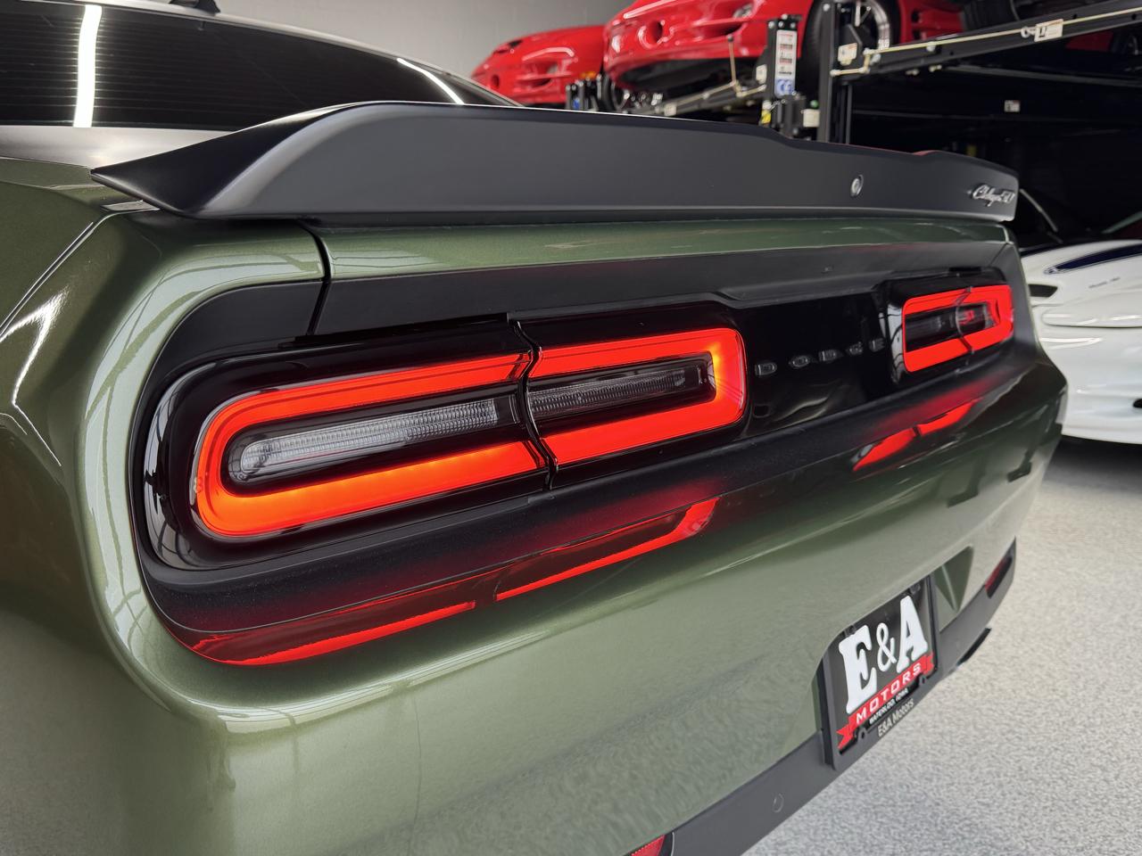 Dodge Challenger  2020