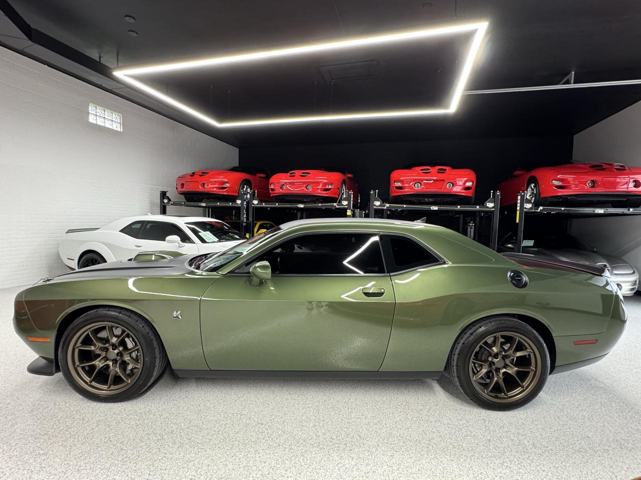 Dodge Challenger  2020