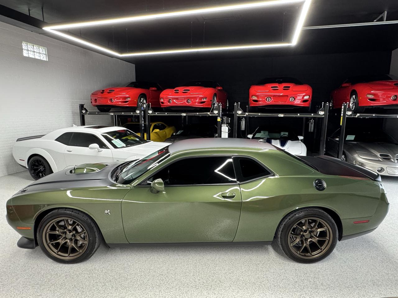 Dodge Challenger  2020