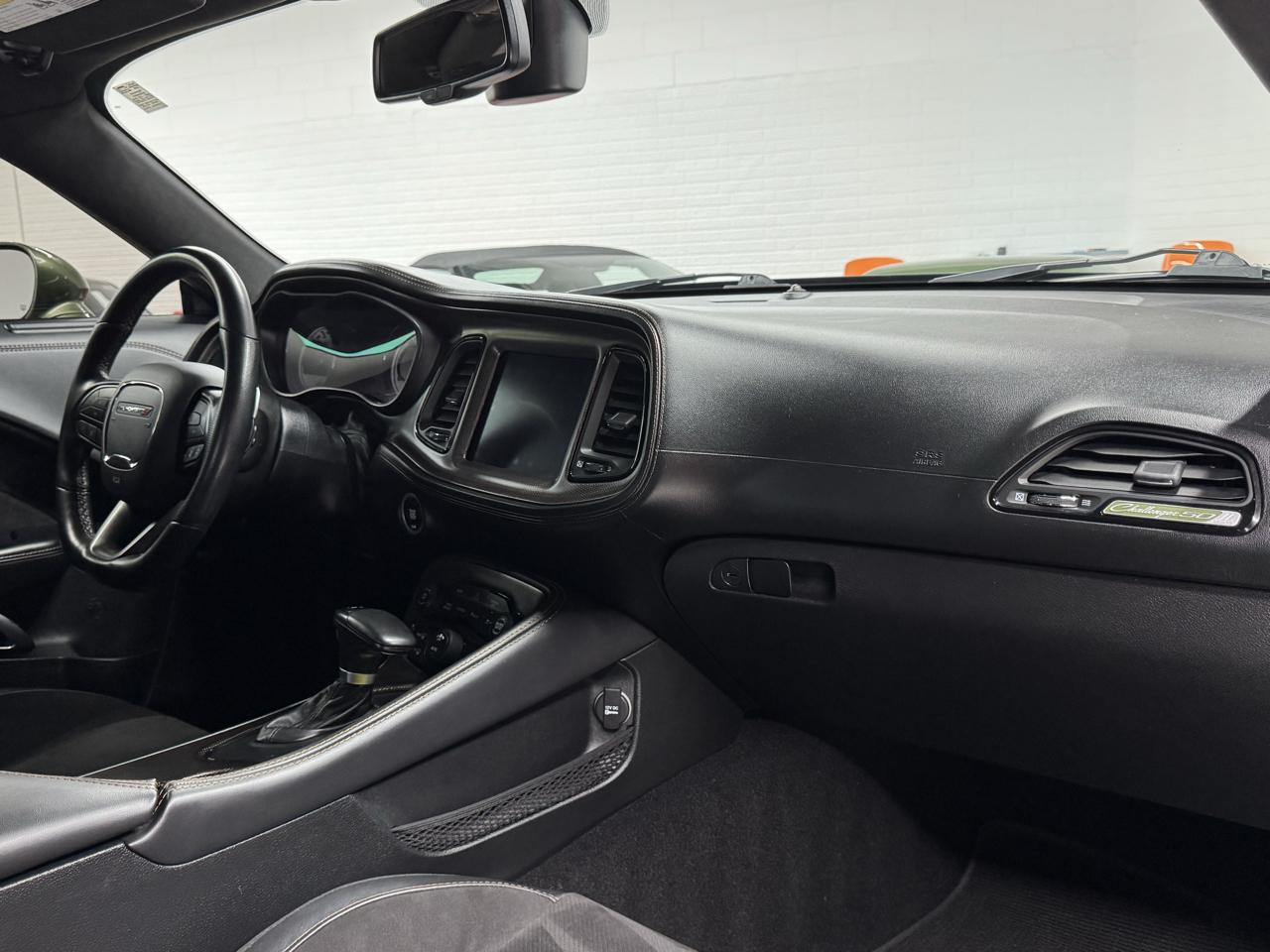 Dodge Challenger  2020