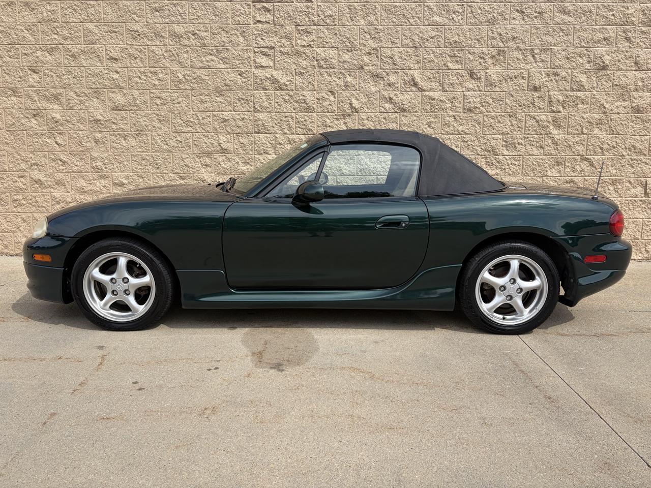 Mazda MX-5 Miata  2001