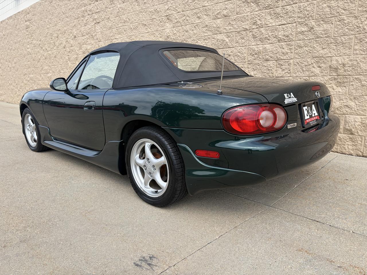 Mazda MX-5 Miata  2001