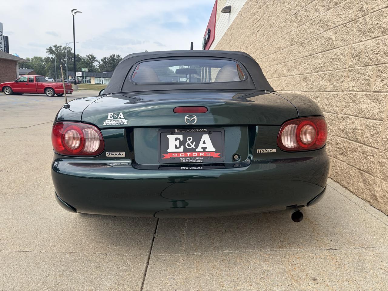 Mazda MX-5 Miata  2001